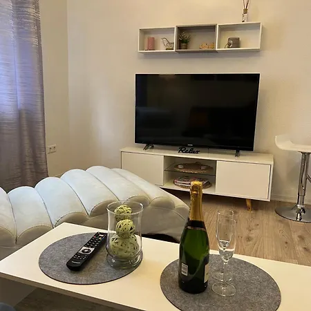 Exklusive Moderne 2 Zi. In Ruhiger Lage Rastatt